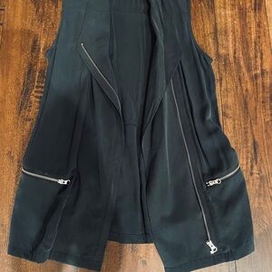 Trouve Black Sleeveless Vest with Zipper Accents